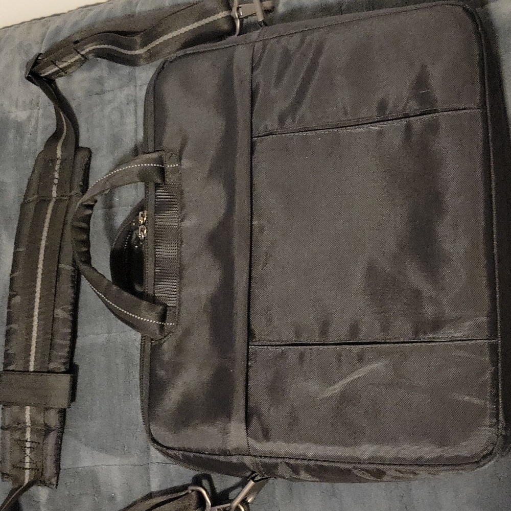 Dell Laptop case - Picture 3 of 5